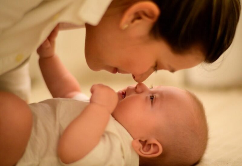 Detská kolika a reflux: Ako pomôcť bábätku prírodnou cestou